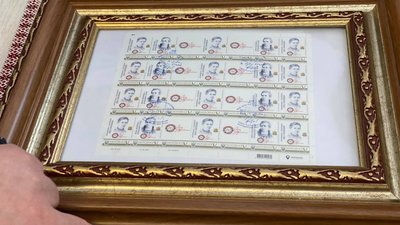 Всі урочистості на вулиці: у Новограді-Волинському відсвяткували 150-річчя Лесі Українки Всі урочистості на вулиці: у Новограді-Волинському відсвяткували 150-річчя Лесі Українки