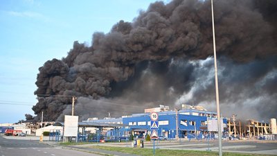 Встановили російських командирів, причетних до удару по заводу Flex у Мукачеві