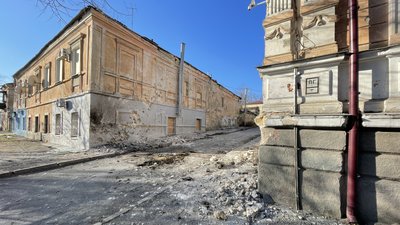 Будинок перуанських купців, Сербінова та будівля італійського віцеконсула: зруйновані РФ історичні пам'ятки Херсона Будинок перуанських купців, Сербінова та будівля італійського віцеконсула: зруйновані РФ історичні пам'ятки Херсона