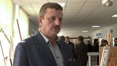Під час благодійної виставки на Волині зібрали понад 110 тисяч гривень для військових Під час благодійної виставки на Волині зібрали понад 110 тисяч гривень для військових