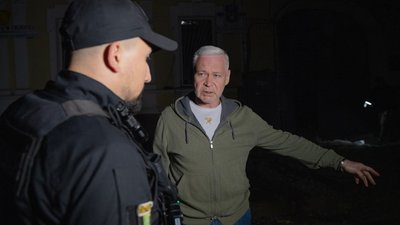 РФ влучила у Харкові поблизу пабу "Стіна", в якому скоїла теракт у 2014 році: фоторепортаж РФ влучила у Харкові поблизу пабу "Стіна", в якому скоїла теракт у 2014 році: фоторепортаж