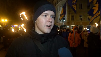 У Тернополі проходить смолоскипна хода пам'яті Степана Бандери У Тернополі проходить смолоскипна хода пам'яті Степана Бандери
