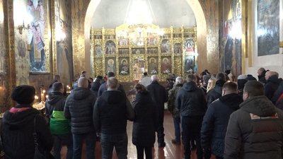 У Житомирі попрощалися із двома загиблими військовими – Максимом Бугирою та Сергієм Солошаком У Житомирі попрощалися із двома загиблими військовими – Максимом Бугирою та Сергієм Солошаком