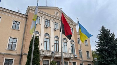 Депутати Тернопільської міськради ухвалили зміни до бюджету: скільки грошей виділять для ЗСУ