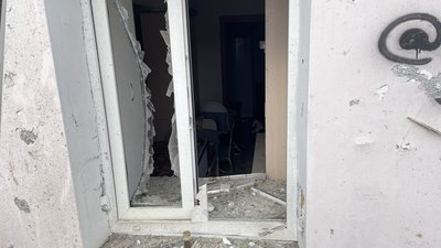 херсон, вибите вікно після обстрілу РФ, 16.11.2023 херсон, вибите вікно після обстрілу РФ, 16.11.2023