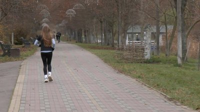 Бігла з ночі до світанку: блогерка з Волині знімає спортивні челенджі