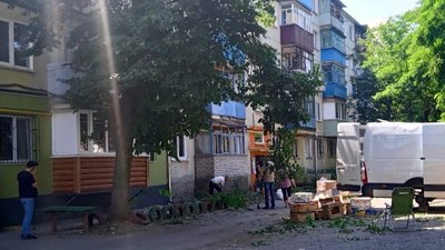 Наслідки обстрілу Кривого Рогу на Дніпропетровщині з "Градів" — фоторепортаж