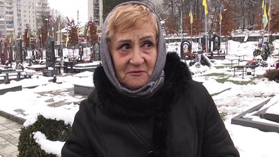 Загинули у першому бою: в Житомирі попрощалися із військовими, які у квітні загинули у боях на Херсонщині Загинули у першому бою: в Житомирі попрощалися із військовими, які у квітні загинули у боях на Херсонщині