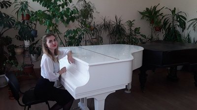 Катерина Правдівцева — піаністка з Криму