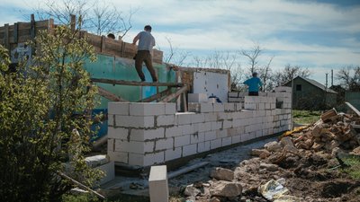 Відбудова медпункту у Партизанському Відбудова медпункту у Партизанському