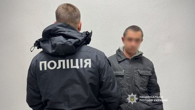 Вбив свого батька: на Чернігівщині затримали чоловіка, якого підозрюють у цьому