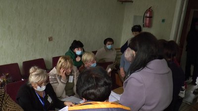 У Сватівській ТВК утворилась черга через перебої у системі, яка приймає документи