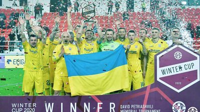 Збірна ветеранів українського футболу вперше здобула Кубок легенд