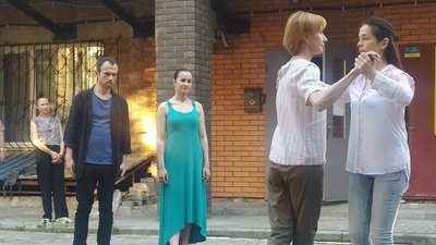 "Танцюй та живи". У Сумах танцюристка з Києва просто неба навчала людей аргентинському танго "Танцюй та живи". У Сумах танцюристка з Києва просто неба навчала людей аргентинському танго