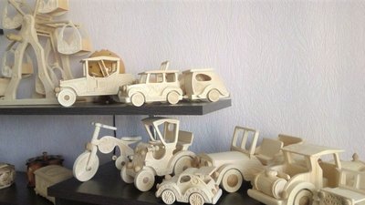 Майстер із Олександрії виготовляє дерев’яні іграшки, які зберігаються у багатьох колекціях світу Майстер із Олександрії виготовляє дерев’яні іграшки, які зберігаються у багатьох колекціях світу