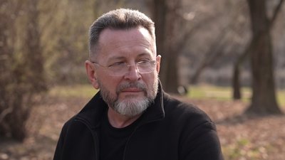 Як "Фіона" з Луцька служить мінометницею у бойовому підрозділі, а чоловік волонтерить Як "Фіона" з Луцька служить мінометницею у бойовому підрозділі, а чоловік волонтерить