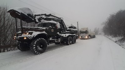 12 автівок відбуксирували рятувальники під час вчорашньої негоди 12 автівок відбуксирували рятувальники під час вчорашньої негоди