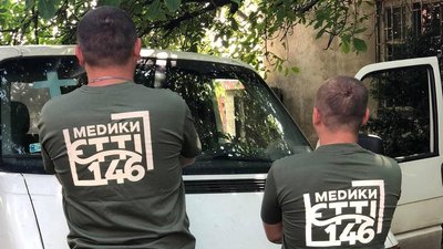 Мати загиблого воїна Олександра Тихоненка просить присвоїти йому звання Герой України Мати загиблого воїна Олександра Тихоненка просить присвоїти йому звання Герой України