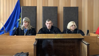 Суд продовжив запобіжку Олегу Дядику