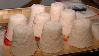 Гурманці з Молодкова: як на Івано-Франківщині із соровиці роблять сіль Гурманці з Молодкова: як на Івано-Франківщині із соровиці роблять сіль