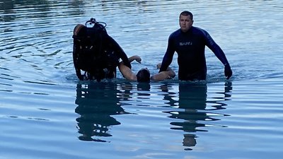 З кар’єру на Житомирщині водолази витягнули тіло чоловіка