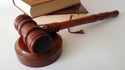 Крадіжка в умовах воєнного стану. Жителя Миколаївщини засудили до шести років позбавлення волі