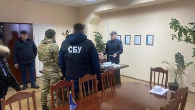 На Вінниччині завод продовжував експортувати в РФ комлектуючі для військової техніки На Вінниччині завод продовжував експортувати в РФ комлектуючі для військової техніки