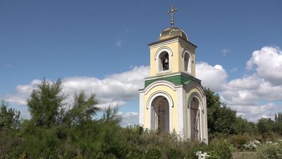 Спочатку на пасіку, потім на службу: черкаський священник розповів про свій промисел Спочатку на пасіку, потім на службу: черкаський священник розповів про свій промисел