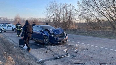ДТП на Черкащині: травми отримали вагітна жінка та рятувальник ДТП на Черкащині: травми отримали вагітна жінка та рятувальник
