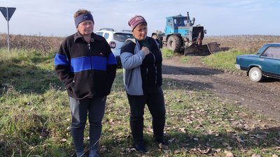На Тернопільщині пайовики хочуть розірвати угоду з аграрієм На Тернопільщині пайовики хочуть розірвати угоду з аграрієм