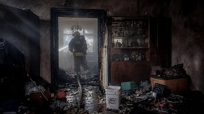На Тернопільщині, пожежа у Бережанах, рятувальники, ДСНС, горів житловий будинок