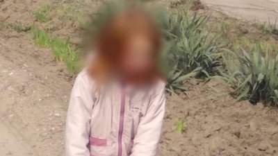 Херсонські поліцейські врятували 6-річну дівчинку Херсонські поліцейські врятували 6-річну дівчинку