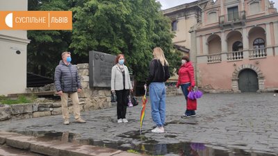 «Для своїх»: у Львові провели першу туристичну акцію за час карантину «Для своїх»: у Львові провели першу туристичну акцію за час карантину