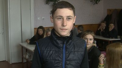 Понад 40 школярів на Волині пів року до школи їздять рейсовим автобусом: у чому проблема Понад 40 школярів на Волині пів року до школи їздять рейсовим автобусом: у чому проблема
