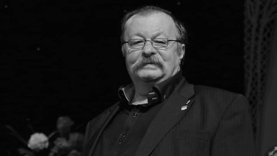 На честь 70-річчя поета. У Миколаєві встановили пам’ятну дошку Дмитру Креміню