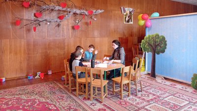 Клуб української мови для тимчасово переміщених людей відкрили на Тернопільщині Клуб української мови для тимчасово переміщених людей відкрили на Тернопільщині