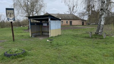 Жителі села Яцинова Слобідка, що біля Полтави, скаржаться на відсутність маршрутки Жителі села Яцинова Слобідка, що біля Полтави, скаржаться на відсутність маршрутки