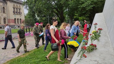 У Полтаві відзначили День Конституції У Полтаві відзначили День Конституції