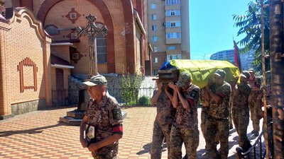 Прощання з Вадимом Приходьком у Сумах