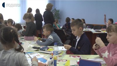 Школярі Хмельниччини змагалися у вправності з технічного моделювання