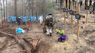 "Витягнув і поховав однокласник". Історія жительки Ізюма, яка з родиною загинула в підвалі будинку "Витягнув і поховав однокласник". Історія жительки Ізюма, яка з родиною загинула в підвалі будинку