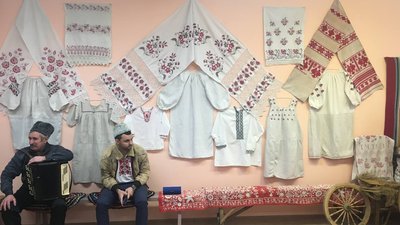 В сумській школі відкрили оновлений етнографічний музей В сумській школі відкрили оновлений етнографічний музей