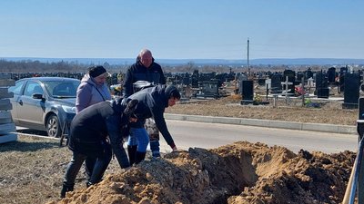 У Харкові попрощалися із загиблим в'язнем концтаборів Борисом Романченком У Харкові попрощалися із загиблим в'язнем концтаборів Борисом Романченком