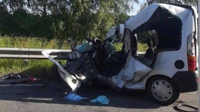 ДТП у Ніжинському районі: одна людина загинула, троє отримали травми ДТП у Ніжинському районі: одна людина загинула, троє отримали травми