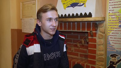 У Житомирському ляльковому театрі показали благодійну виставу дітям з інвалідністю У Житомирському ляльковому театрі показали благодійну виставу дітям з інвалідністю