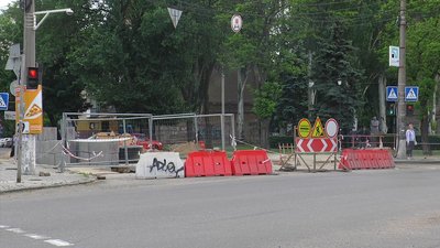 "Миколаївводоканал" продовжує прокладння водогону через Південний Буг "Миколаївводоканал" продовжує прокладння водогону через Південний Буг