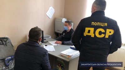 Розтрата в понад 437 тисяч: посадовцю з Закарпатської облради повідомили про підозру
