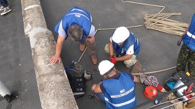 “Миколаївводоканал” перевіряє системи водовідведення у будинках боржників