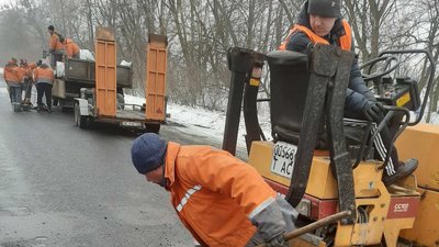 Волинські дорожники попереджають про незручності через ремонт доріг Волинські дорожники попереджають про незручності через ремонт доріг