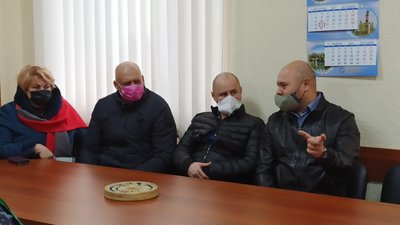 У Миколаєві вимагали виплатити заборгованість за "зеленим тарифом" У Миколаєві вимагали виплатити заборгованість за "зеленим тарифом"